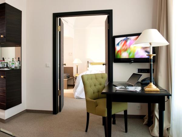 Hotel Elbflorenz Dresden : photo 3 de la chambre suite