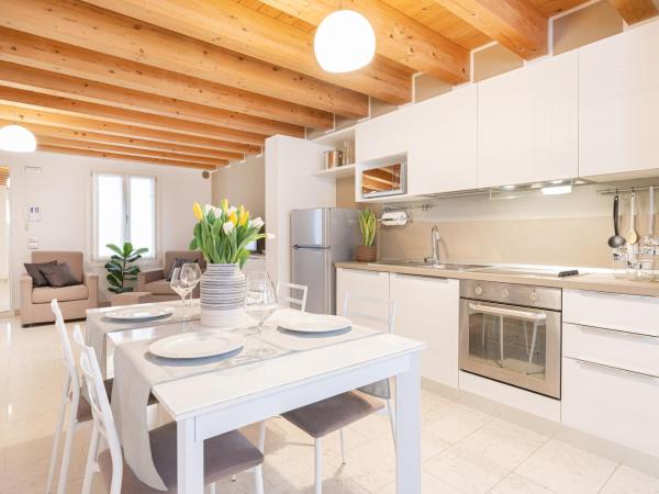 Ca' Degli Antichi Giardini Apartments : photo 1 de la chambre appartement 2 chambres en duplex avec terrasse