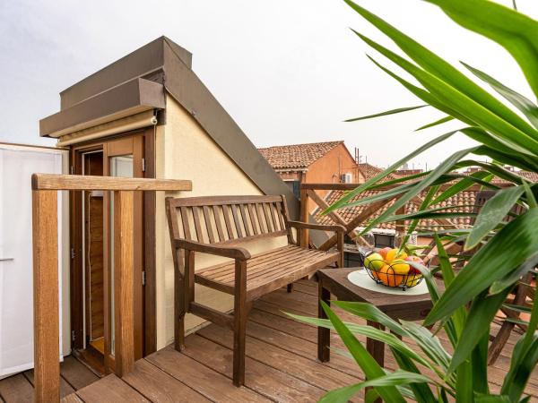 Ca' Degli Antichi Giardini Apartments : photo 3 de la chambre appartement 2 chambres en duplex avec terrasse