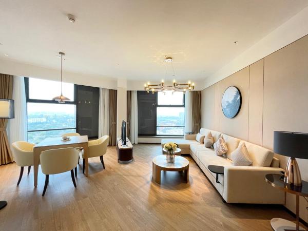 Kew Green Hotel Hongqiao Shanghai : photo 4 de la chambre suite standard avec vue sur la ville