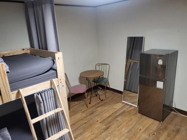 Able Guesthouse Hongdae 2 : photo 1 de la chambre lit dans dortoir pour femmes de 4 lits