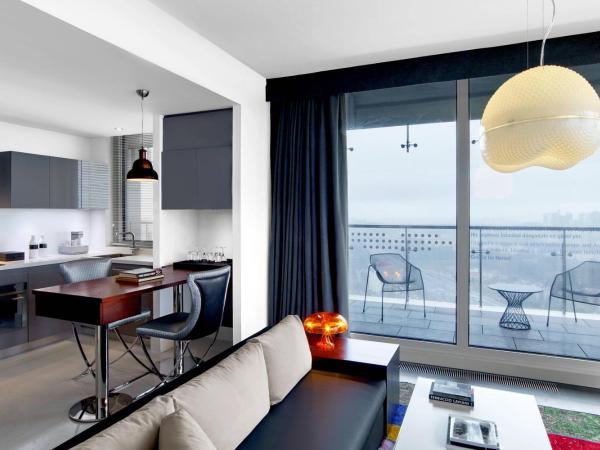 Le Meridien Istanbul Etiler : photo 5 de la chambre suite résidentielle avec accès au salon club