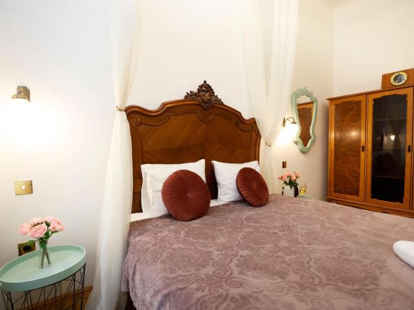 Villabaroque_Eger : photo 7 de la chambre chambre lit queen-size deluxe