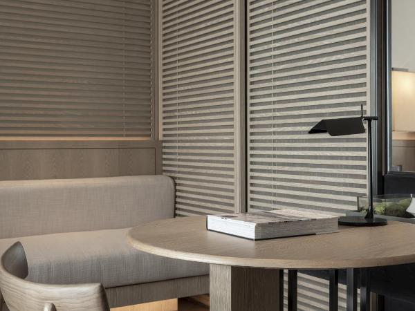 Intercontinental Shenzhen Dameisha Resort, an IHG Hotel : photo 1 de la chambre chambre lit king-size classique avec accès au salon - vue sur jardin