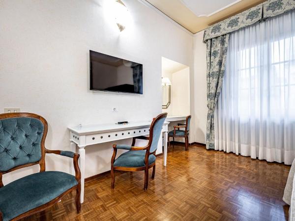 Hotel Alessandra : photo 8 de la chambre chambre triple