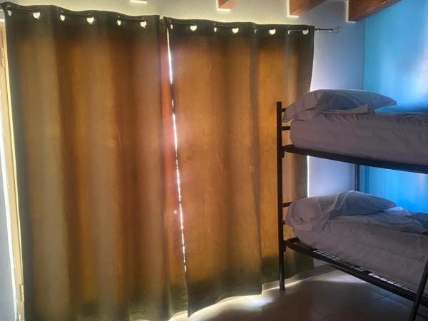 MRHostel Milano : photo 2 de la chambre lit dans dortoir mixte de 4 lits superposés