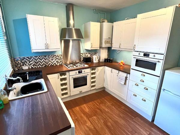 Rooms Anfield- 5 mins from LFC : photo 6 de la chambre maison 3 chambres