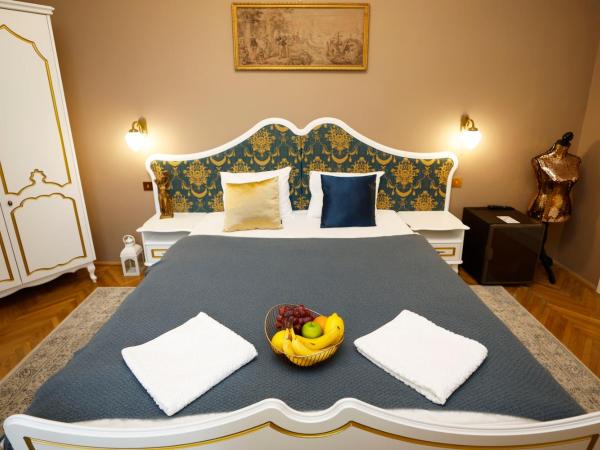 Villabaroque_Eger : photo 5 de la chambre chambre deluxe