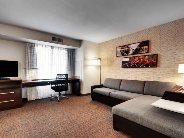 Residence Inn by Marriott Austin Airport : photo 1 de la chambre suite 1 chambre lit king-size