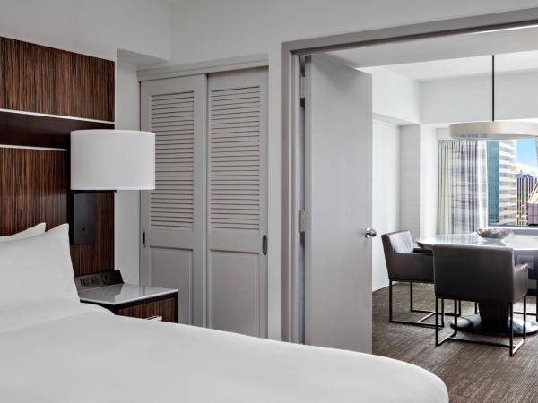 New York Marriott Marquis : photo 7 de la chambre grande suite 1 chambre lit king-size avec canapé-lit