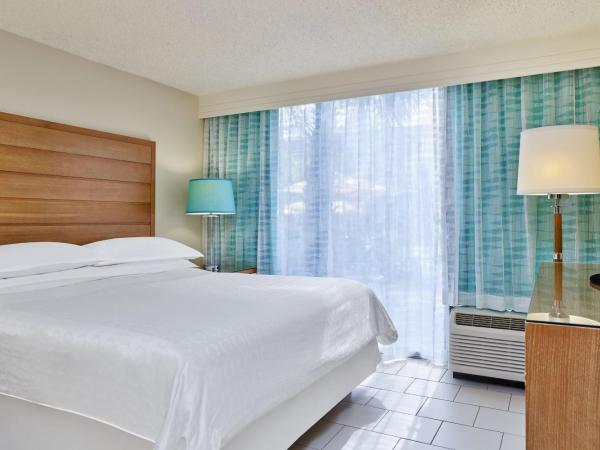 Sheraton Orlando Lake Buena Vista Resort : photo 1 de la chambre chambre lit king-size