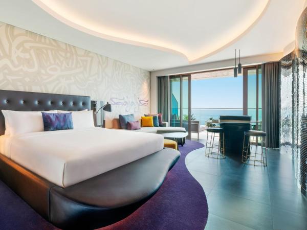 W Dubai - The Palm : photo 4 de la chambre chambre fabuleuse avec 1 lit king-size et canapé-lit - vue sur océan