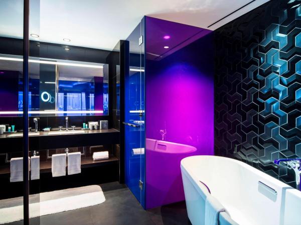 W Dubai - The Palm : photo 6 de la chambre chambre fabuleuse avec 1 lit king-size et canapé-lit - vue sur océan