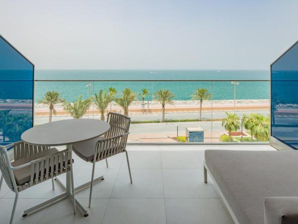 W Dubai - The Palm : photo 5 de la chambre chambre fabuleuse avec 1 lit king-size et canapé-lit - vue sur océan