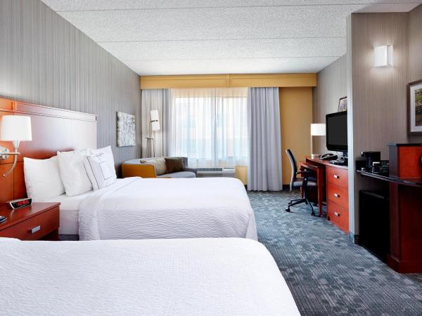 Courtyard Phoenix North / Happy Valley : photo 1 de la chambre chambre avec 2 lits queen-size et canapé-lit