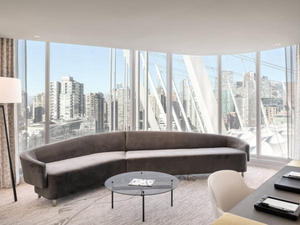 JW Marriott Parq Vancouver : photo 1 de la chambre suite 1 chambre lit king-size