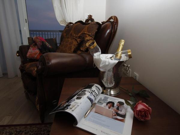 Villa Triana-Adults Only : photo 9 de la chambre suite avec balcon - vue sur mer