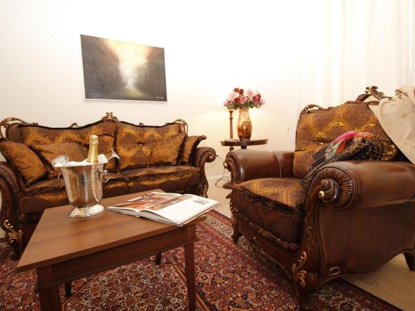 Villa Triana-Adults Only : photo 8 de la chambre suite avec balcon - vue sur mer