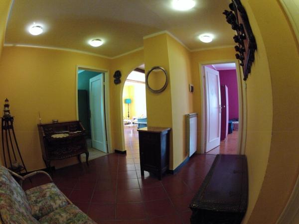 B&B Il Cedro : photo 3 de la chambre chambre double ou lits jumeaux avec salle de bains commune