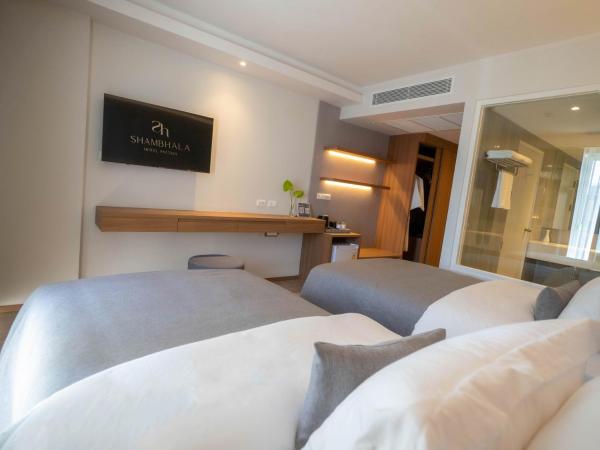 Shambhala Hotel Pattaya : photo 3 de la chambre chambre lits jumeaux supérieure