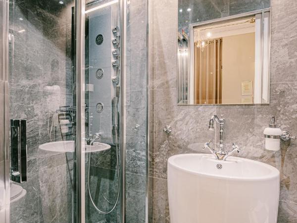 Neapolis 1897 Boutique Luxury Rooms : photo 7 de la chambre chambre double - rez-de-chaussée