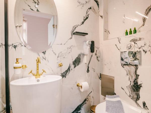 Neapolis 1897 Boutique Luxury Rooms : photo 3 de la chambre chambre double deluxe avec balcon - 1er Étage