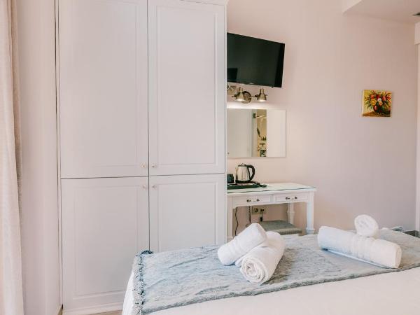 Neapolis 1897 Boutique Luxury Rooms : photo 5 de la chambre chambre double deluxe avec balcon - 1er Étage