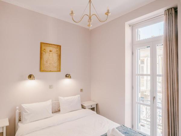 Neapolis 1897 Boutique Luxury Rooms : photo 6 de la chambre chambre double deluxe avec balcon - 1er Étage