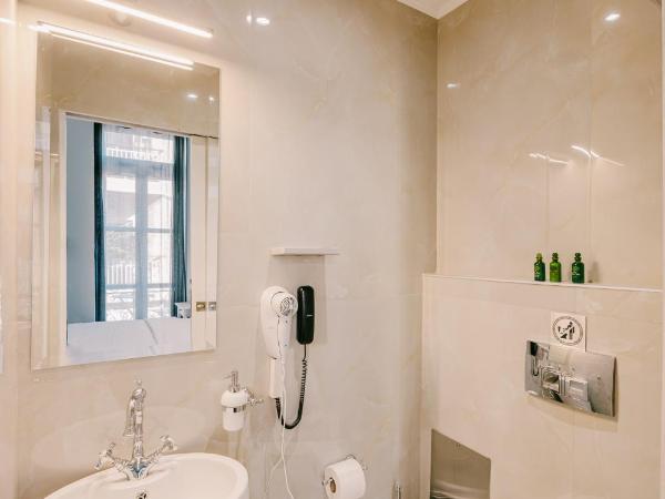 Neapolis 1897 Boutique Luxury Rooms : photo 5 de la chambre chambre double deluxe avec balcon - 2e Étage