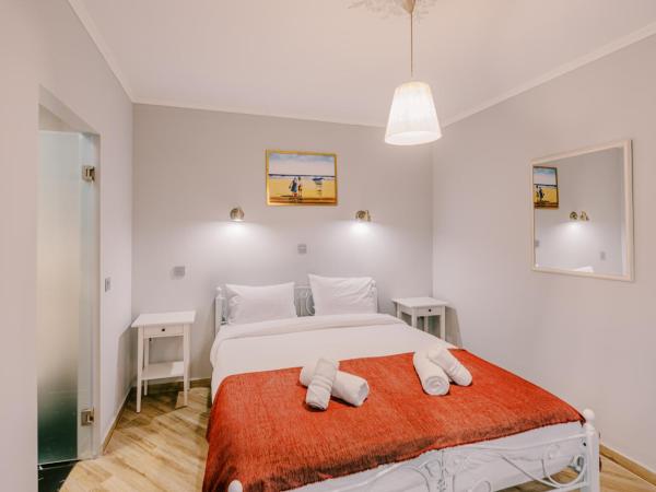 Neapolis 1897 Boutique Luxury Rooms : photo 5 de la chambre chambre double deluxe - 3e Étage