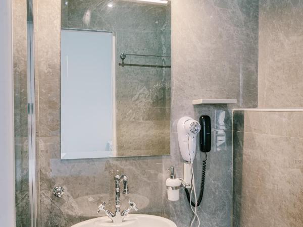 Neapolis 1897 Boutique Luxury Rooms : photo 5 de la chambre chambre double deluxe avec balcon - 3e Étage