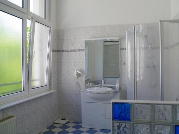 Hotel-Pension Rheingold am Kurfürstendamm : photo 4 de la chambre chambre double supérieure