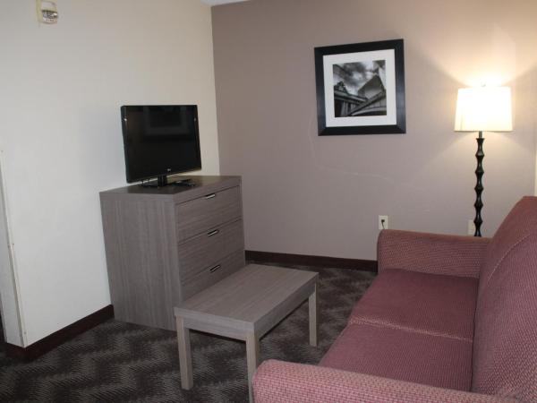 Quality Suites : photo 9 de la chambre suite lit king-size – non-fumeurs