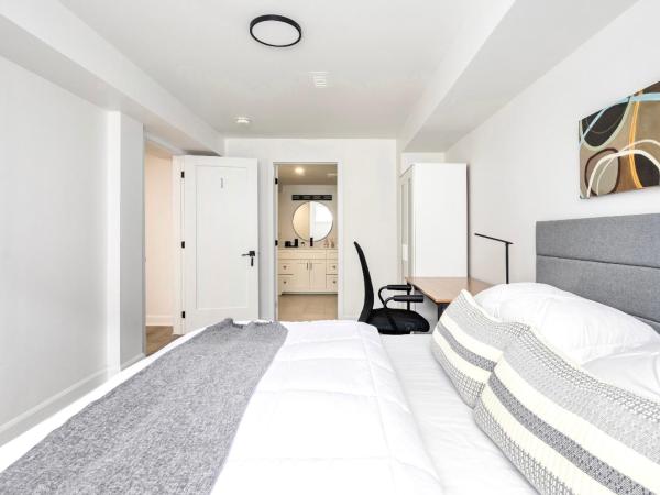 The place : photo 4 de la chambre suite deluxe avec lit king-size