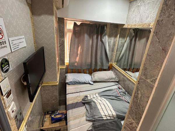 T A B Hotel : photo 1 de la chambre petite chambre double