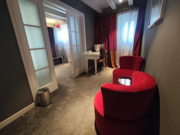 XII Century Heritage Hotel : photo 2 de la chambre chambre double ou lits jumeaux supérieure