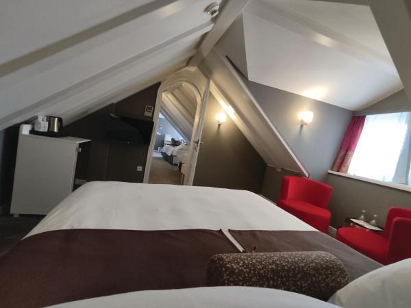 XII Century Heritage Hotel : photo 4 de la chambre chambre double ou lits jumeaux supérieure avec vue sur ville