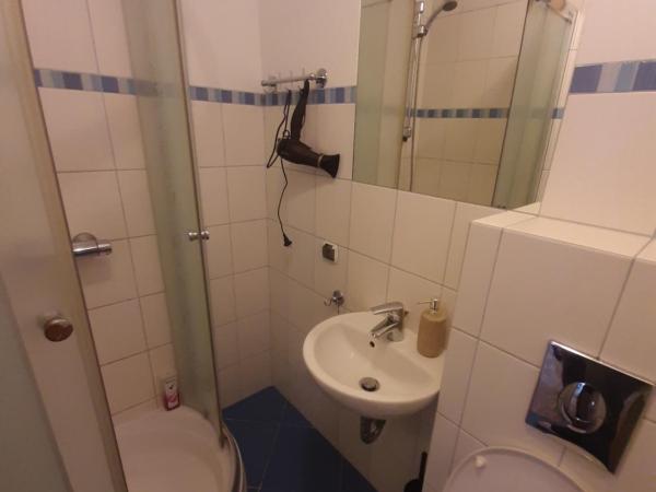 Ivory House (Marymont-Ruda) : photo 2 de la chambre chambre simple avec balcon