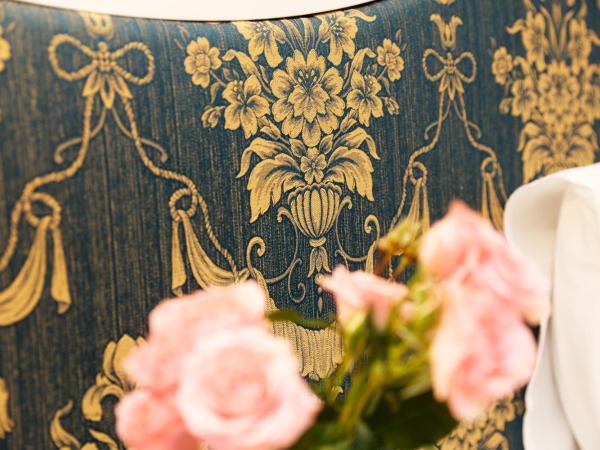 Villabaroque_Eger : photo 8 de la chambre chambre triple exécutive