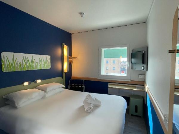 ETAP Hotel Belfast : photo 1 de la chambre chambre classique avec 1 lit double