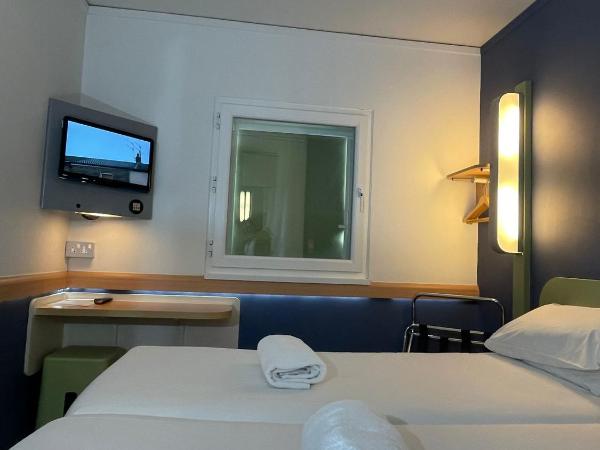 ETAP Hotel Belfast : photo 4 de la chambre chambre lits jumeaux