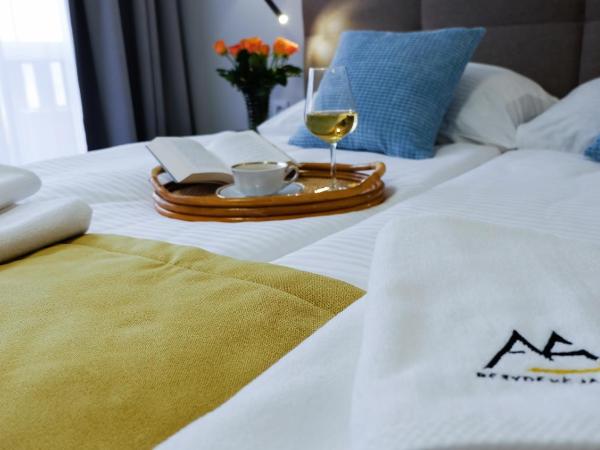 Hotel Rezydencja AS & Spa-Najwyżej w Karpaczu : photo 2 de la chambre chambre double avec balcon