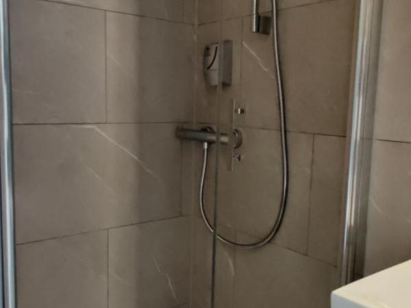 Logis Hôtel Les Bleuets : photo 7 de la chambre chambre triple supérieure vue mer - avec douche