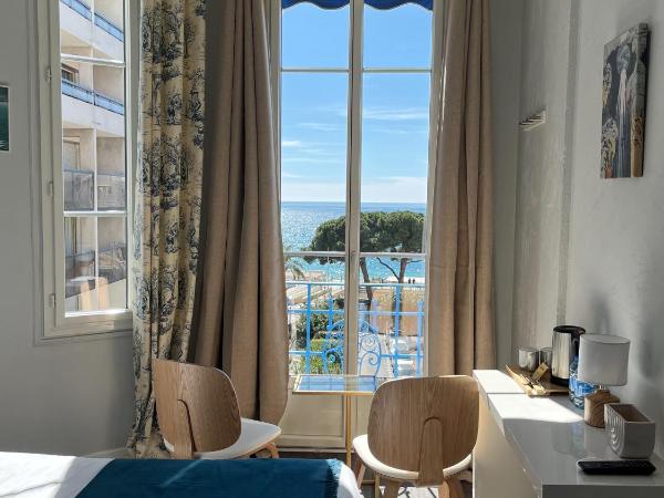 Hôtel Eden - La Baigneuse : photo 6 de la chambre chambre lits jumeaux - vue sur mer