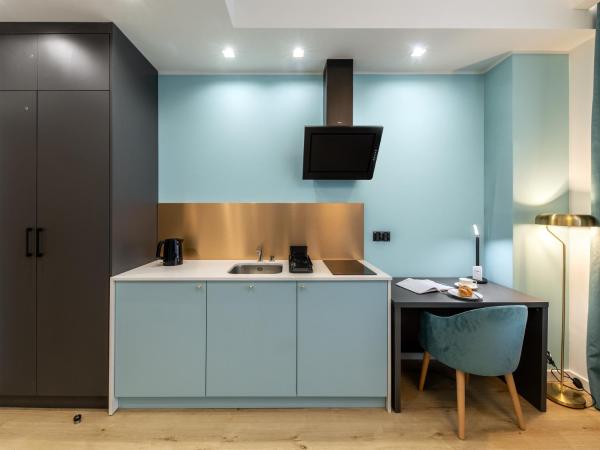 SQUARE APARTMENTS GDYNIA : photo 4 de la chambre chambre lit king-size standard