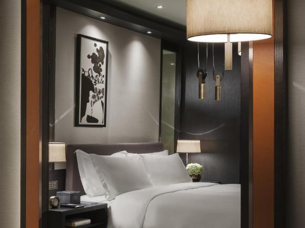 Rosewood Beijing : photo 3 de la chambre hébergement lit king-size club deluxe (goûter + boisson sans alcool)