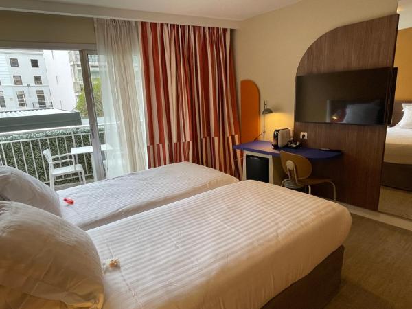 Hotel Abrial : photo 3 de la chambre chambre lits jumeaux prestige