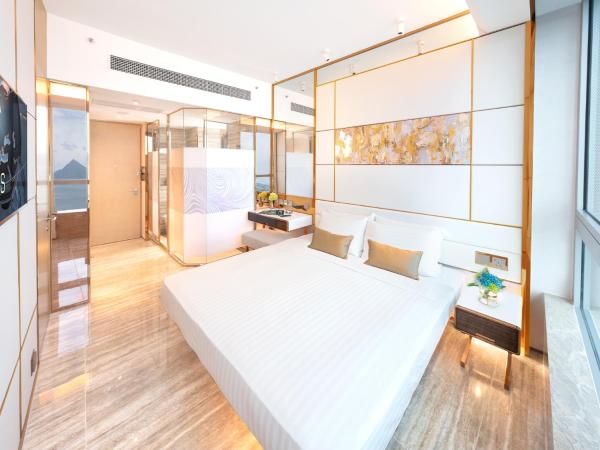 Regala Skycity Hotel : photo 1 de la chambre chambre premier - vue sur jardin