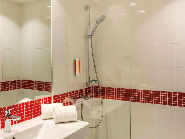 Vienna House Easy by Wyndham Cracow : photo 7 de la chambre suite junior