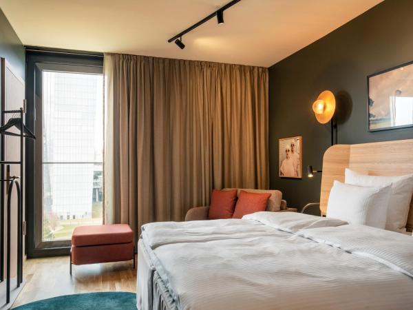 Scandic Frankfurt Hafenpark : photo 2 de la chambre chambre triple standard